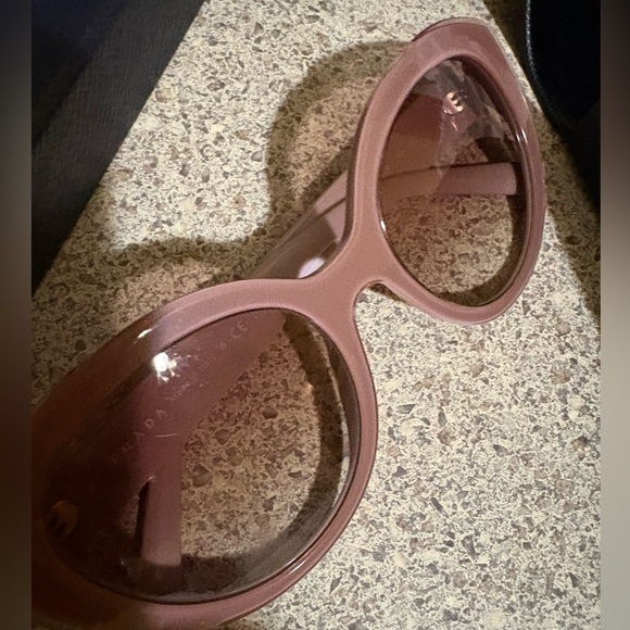 Prada Logo Pink Oversized Cat-Eye Sunglasses - Picture 8 of 13